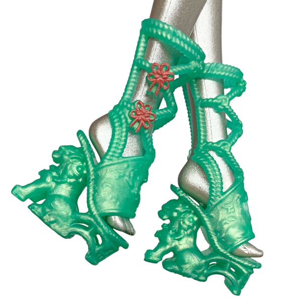 Monster High Jinafire Long Gore-Geous Oasis G3 Doll Replacement Green Shoes