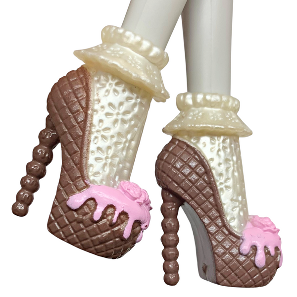 Ever After High Madeline Hatter Sugar Coated Doll Replacement Ice Cream Style Shoes