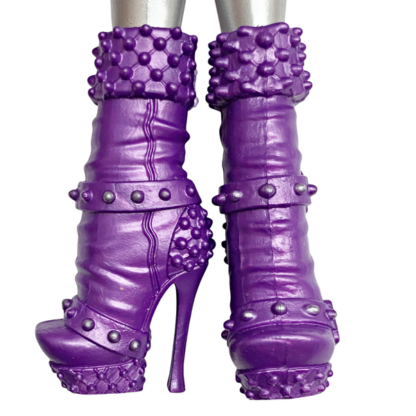 Monster High 13 Wishes Casta Fierce Doll Replacement Shoes Purple & Silver Boots