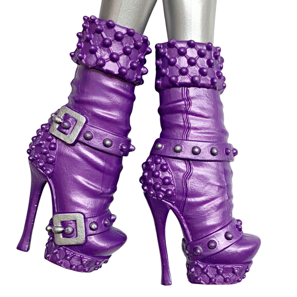 Monster High 13 Wishes Casta Fierce Doll Replacement Shoes Purple & Silver Boots