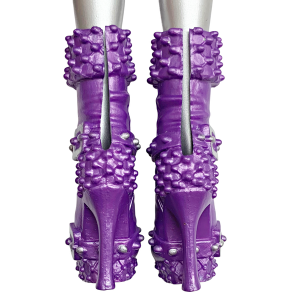 Monster High 13 Wishes Casta Fierce Doll Replacement Shoes Purple & Silver Boots