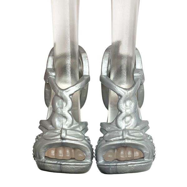 Ever After High Justine Dancer 1st Chapter Doll Replacement Silver Shoes