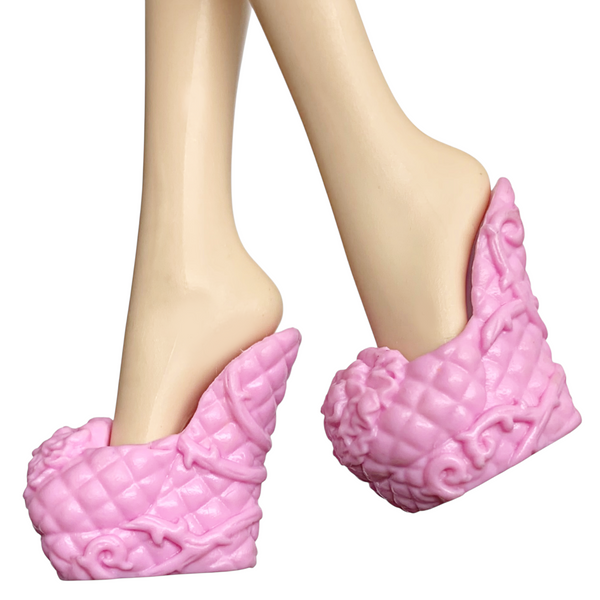 Ever After High Briar Beauty Getting Fairest Doll Replacement Shoes Pink Slippers