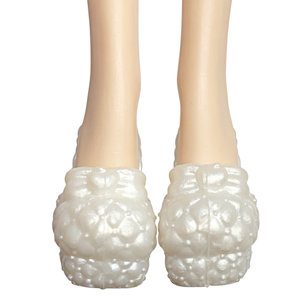 Ever After High Apple White Getting Fairest Replacement Shoes Pearl White Slippers