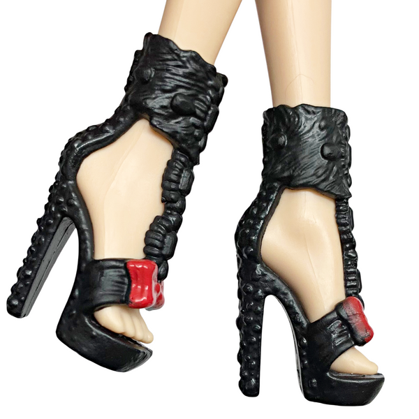Ever After High Apple White Thronecoming Doll Replacement Red & Black Bow Shoes