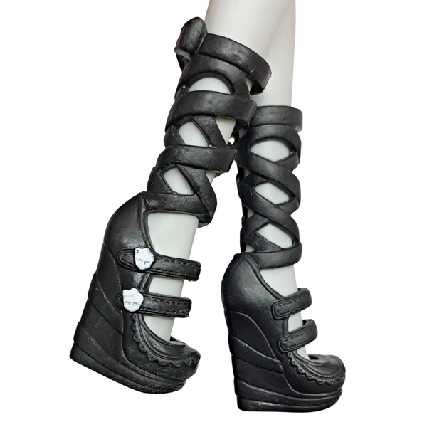 Monster High Draculaura Picture Day Doll Replacement Black & White Shoes