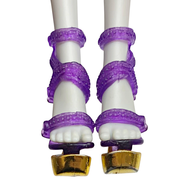 Monster High Clawdeen Wolf 13 Wishes Haunt The Casbah Doll Replacement Purple Shoes