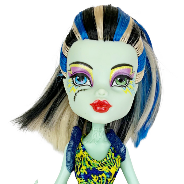 Monster High Frankie Stein Great Scarrier Reef Doll
