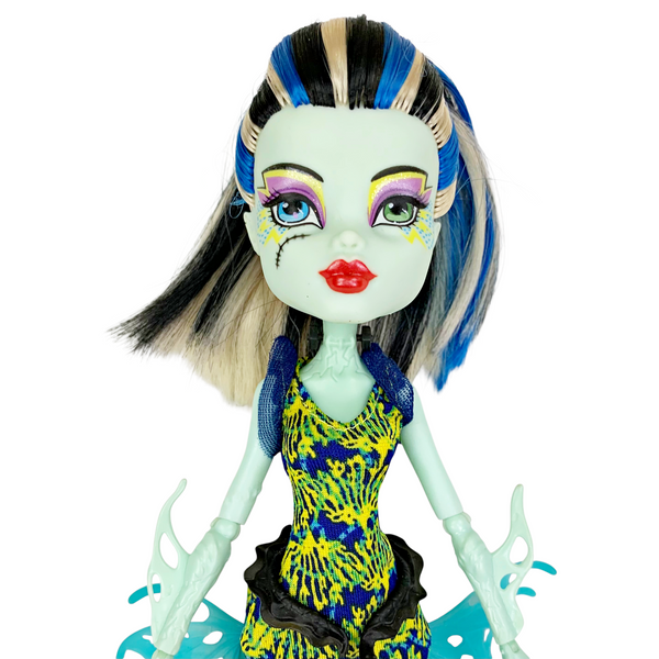 Monster High Frankie Stein Great Scarrier Reef Doll