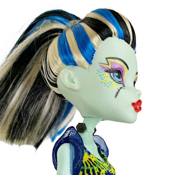 Monster High Frankie Stein Great Scarrier Reef Doll