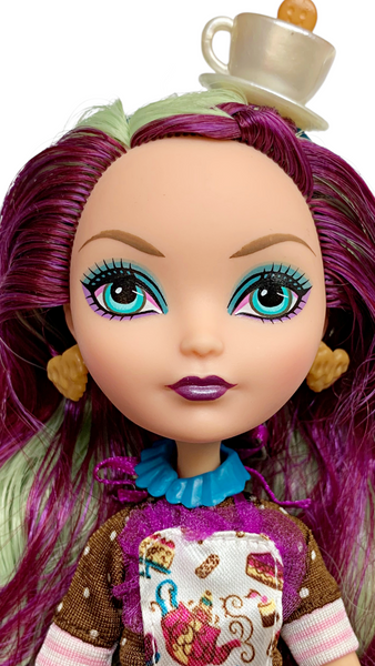 Ever After High Madeline Hatter Sugar Coated Doll With Outfit