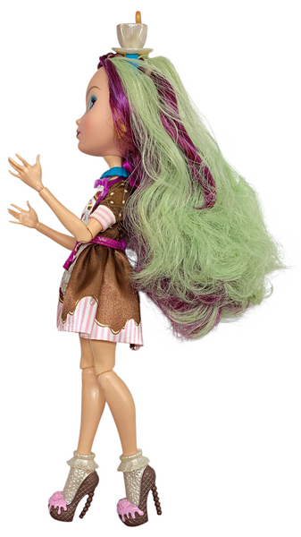 Ever After High Madeline Hatter Sugar Coated Doll With Outfit