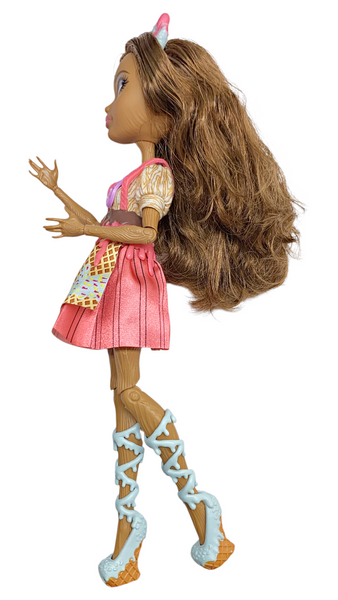 Ever After High Cedar Wood Sugar Coated Doll With Outfit