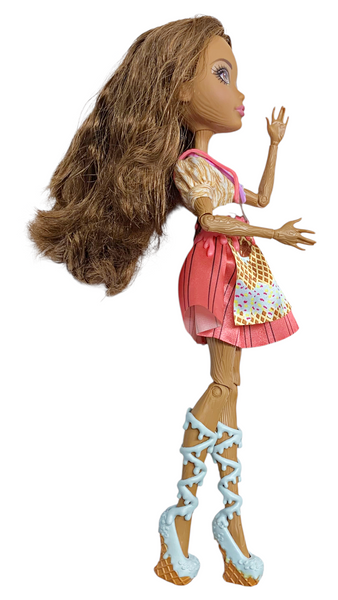 Ever After High Cedar Wood Sugar Coated Doll With Outfit
