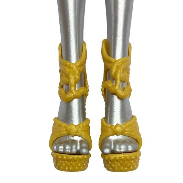 Monster High Scream & Sugar Cleo De Nile Doll Replacement Gold Shoes