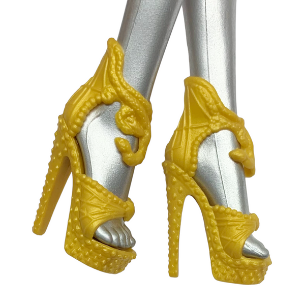 Monster High Scream & Sugar Cleo De Nile Doll Replacement Gold Shoes