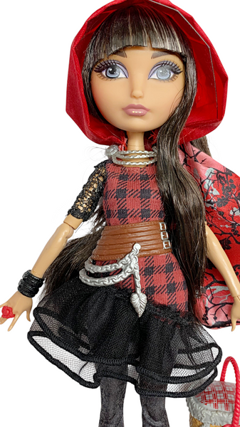 Ever After High Cerise Hood 1st Chapter Original Edition Doll With Outfit