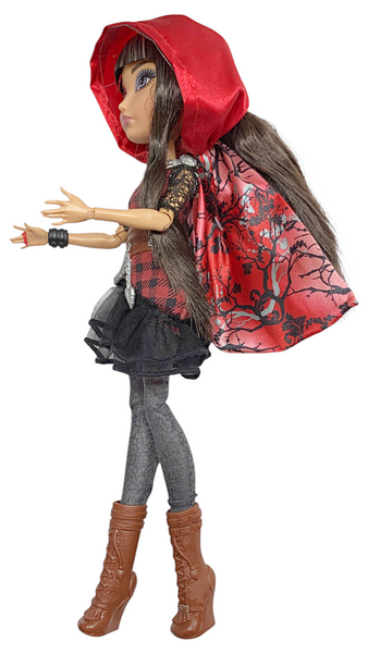 Ever After High Cerise Hood 1st Chapter Original Edition Doll With Outfit