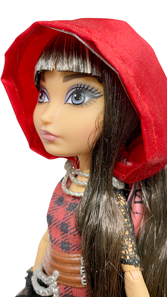 Ever After High Cerise Hood 1st Chapter Original Edition Doll With Outfit