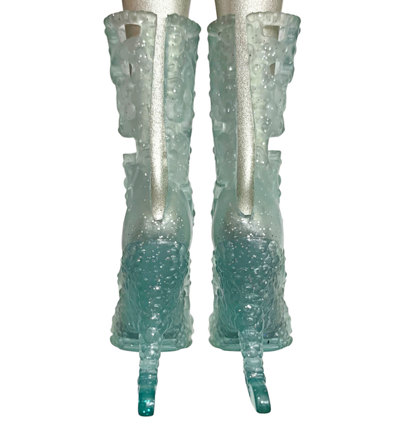 Ever After High Aslynn Ella Fairest On Ice Doll Replacement Shoes Blue Ice Skates