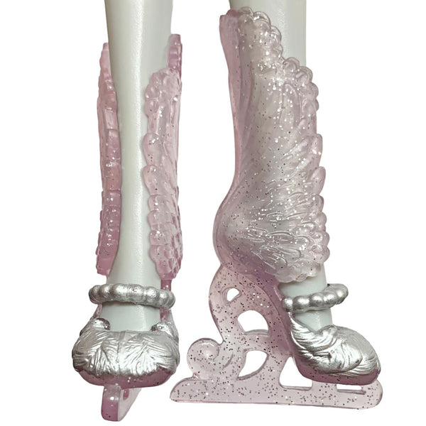 Ever After High Duchess Swan Fairest On Ice Doll Replacement Ice Skates Shoes