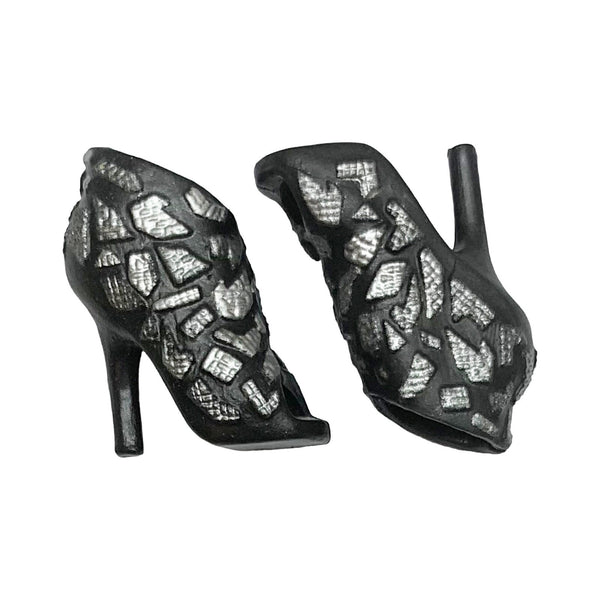 Novi Stars Gail Lexi Stellar Skinz Clear Alien Doll Replacement Black Shoes