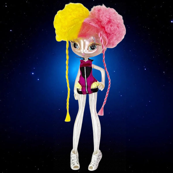 Novi Stars Cici Thru Stellar Skinz Clear Alien Doll With Wig And Outfit