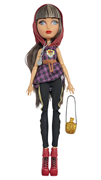 Ever After High Cerise Hood Tri-Castle-On Tricastleon Edition Doll With Outfit