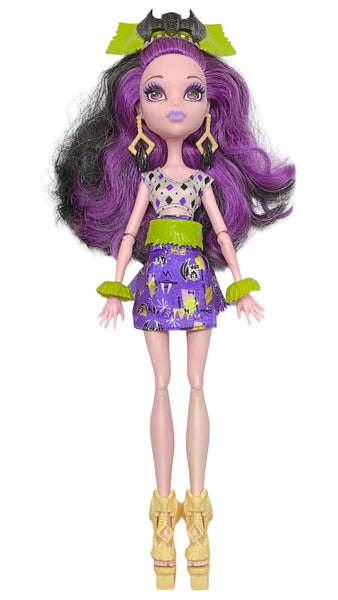 Monster High Ghouls Getaway Elissabat Doll With Headpiece & Outfit