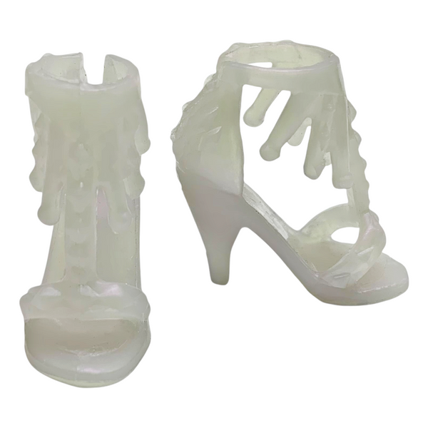 Hasbro Disney's Frozen 2 Talking Elsa Doll Replacement Pearl White Ice Shoes