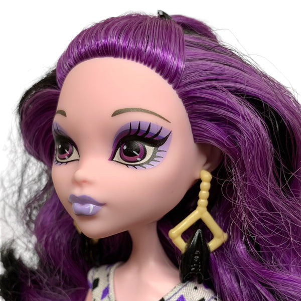 Monster High Ghouls Getaway Elissabat Doll With Headpiece & Outfit