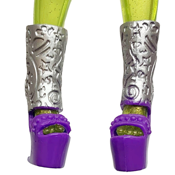 Novi Stars Una Verse Orbit Beach Doll Replacement Purple & Silver Shoes