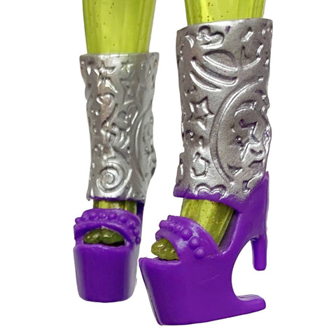 Novi Stars Una Verse Orbit Beach Doll Replacement Purple & Silver Shoes