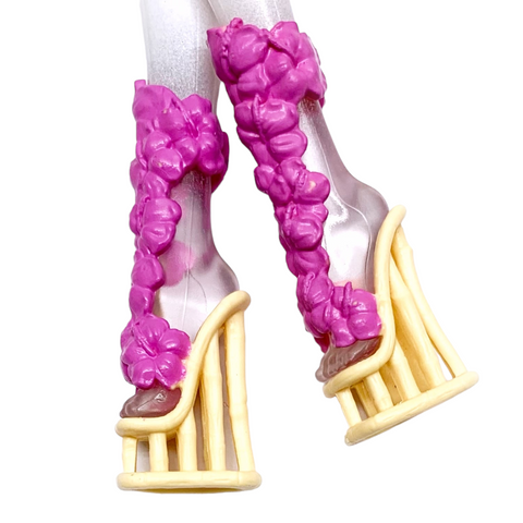 Monster High Spectra Vondergeist Ghouls Getaway Doll Replacement Pink Flower Shoes