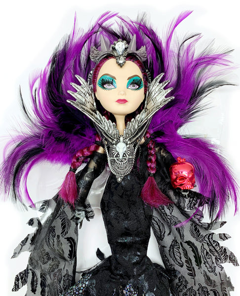 Ever After High SDCC Event Exclusive Spellbinding Raven Queen Doll