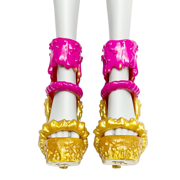 Ever After High 1st Chapter Original Ginger Breadhouse Doll Replacement Gold Shoes