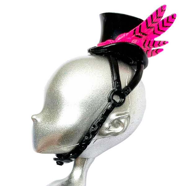 Monster High Freaky Fusion Avea Trotter Doll Replacement Black Riding Hat Headpiece