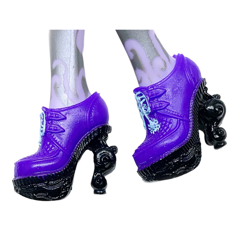 Monster High 13 Wishes Twyla Boogeyman Doll Replacement Purple Shoes