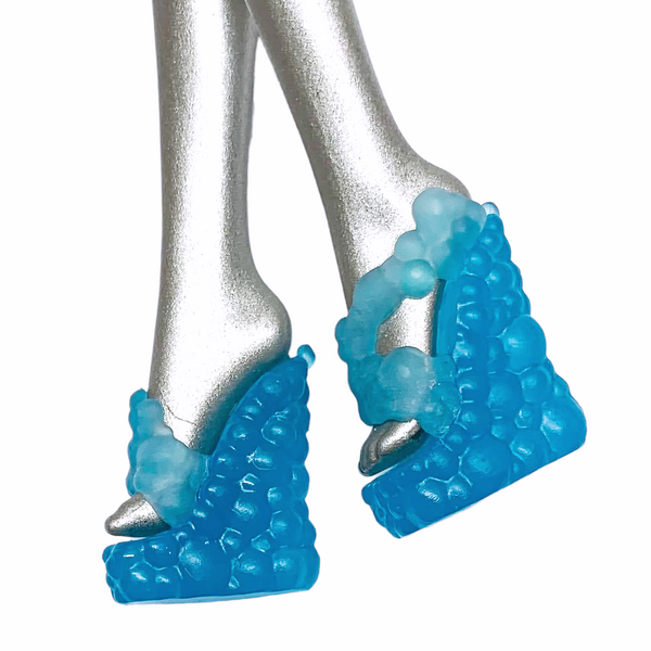 Monster High Color Me Creepy Sea Monster Replacement Blue Bubble Style Shoes