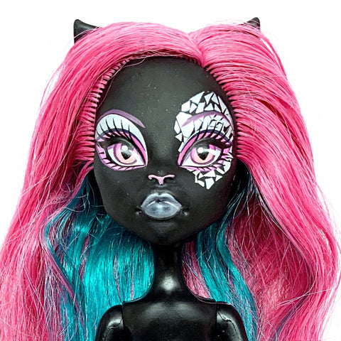 Monster High Fierce Rockers Catty Noir Black Cat Doll Body With Head