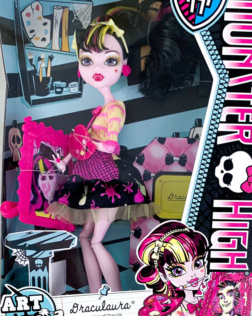 Bookinfo Metadados - Monster High - A doce Draculaura - Ciranda Cultural