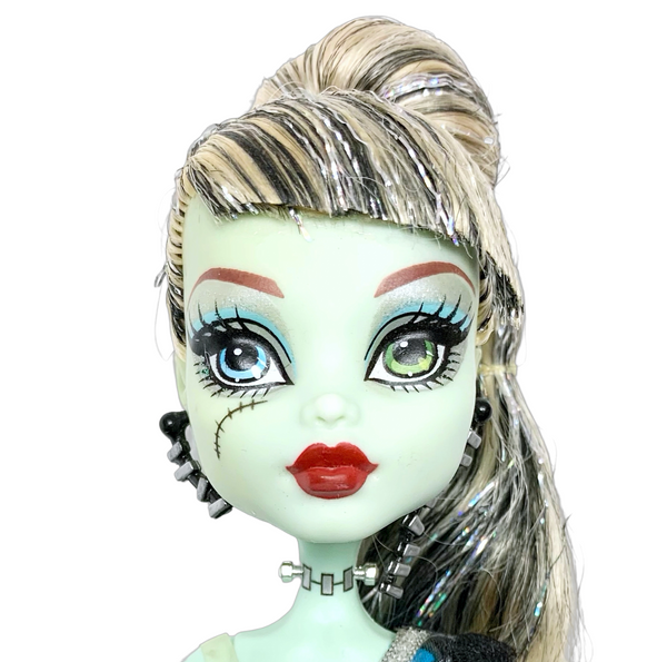 Monster High Sweet 1600 Edition Frankie Stein Doll With Outfit