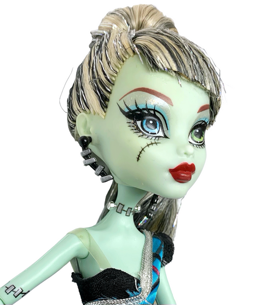 Monster High Sweet 1600 Edition Frankie Stein Doll With Outfit