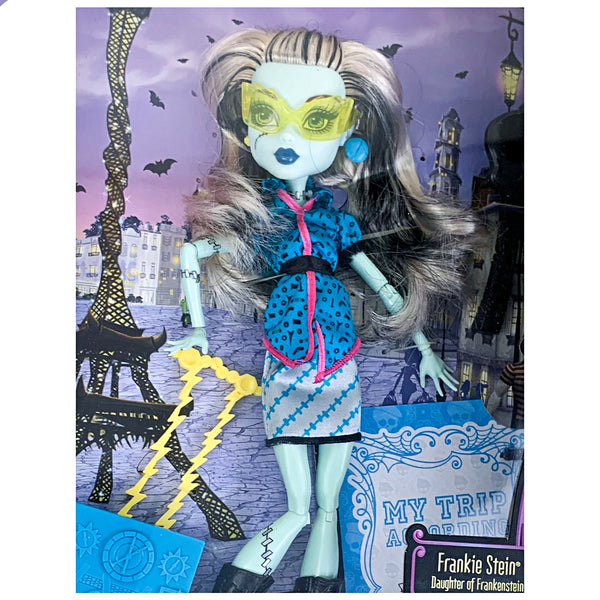 Monster High® Scaris City Of Frights™ Frankie Stein® Doll (Y0380)