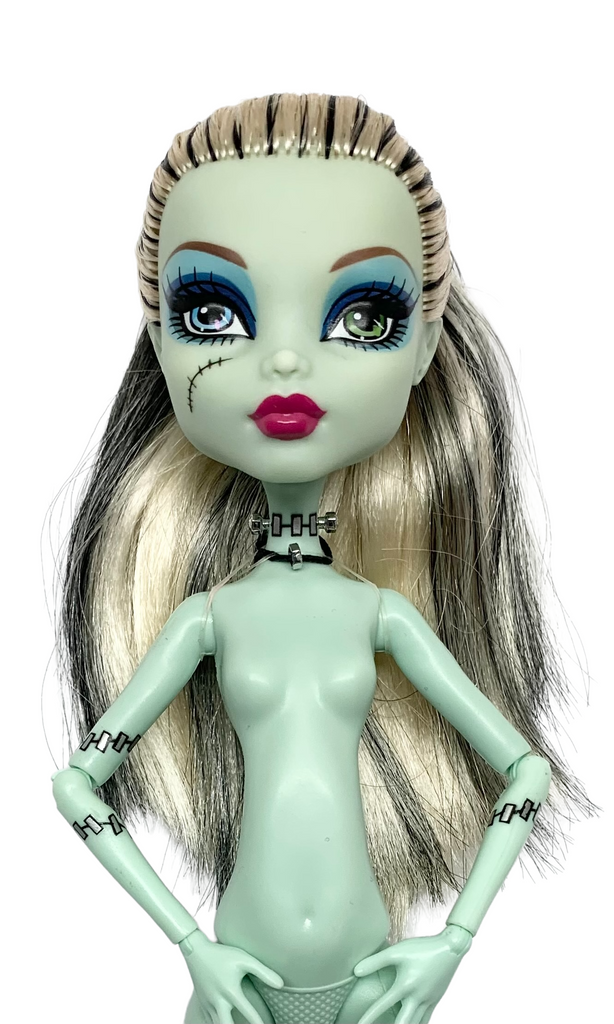 Monster High Dawn of the Dance Frankie Stein Doll