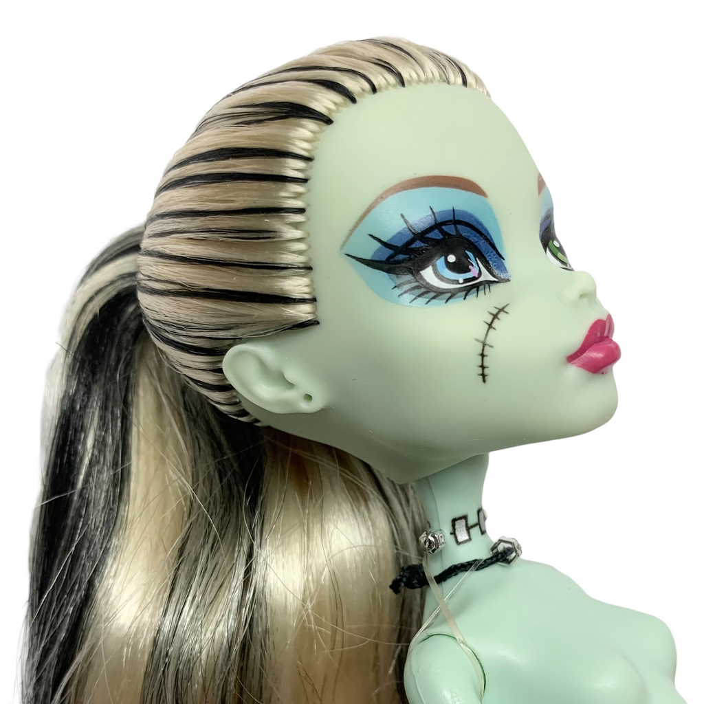 Monster High Dawn of the Dance Frankie Stein Doll
