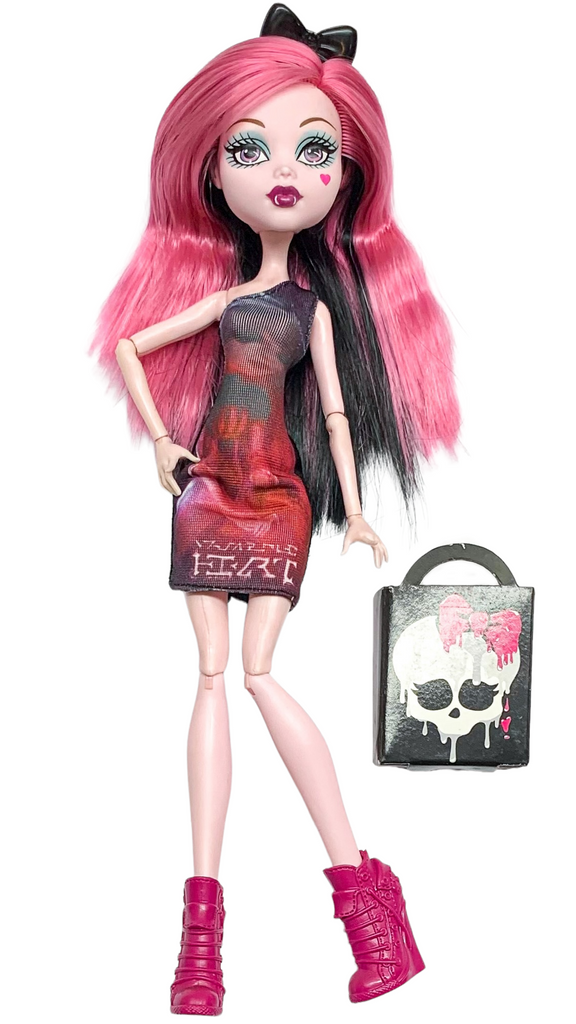 monster high monsteristas Monster High Maul Monsteristas Draculaura Doll With Dress Outfit & Sho – The Serendipity Doll Boutique