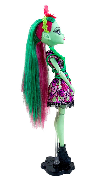 Monster High Party Ghouls Venus McFlytrap Doll With Outfit