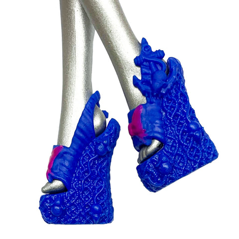 Monster High Nautical Ghouls Shriekwrecked Catrine DeMew Doll Replacement Blue Shoes