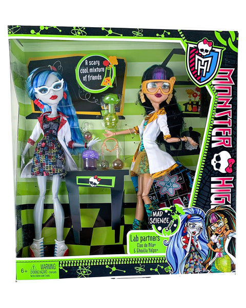 Monster High Mad Science Cleo De Nile & Ghoulia Yelps Dolls (BBC81)